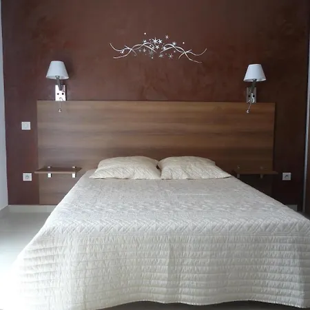 Luna Apartment